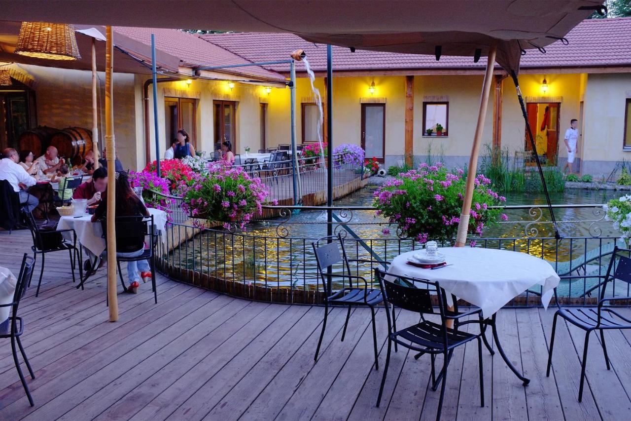 Agriturismo Cascina Madonnina Pregnana Milanese Exteriör bild